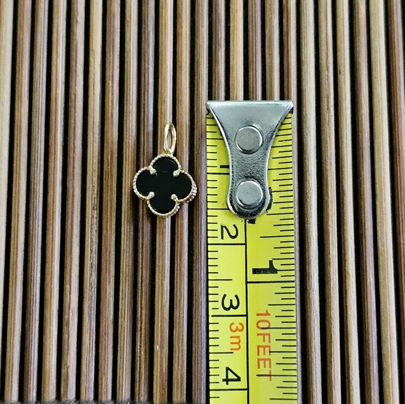 18k Onyx Yellow Gold Clover Charm,pendant - Picture 9 of 11